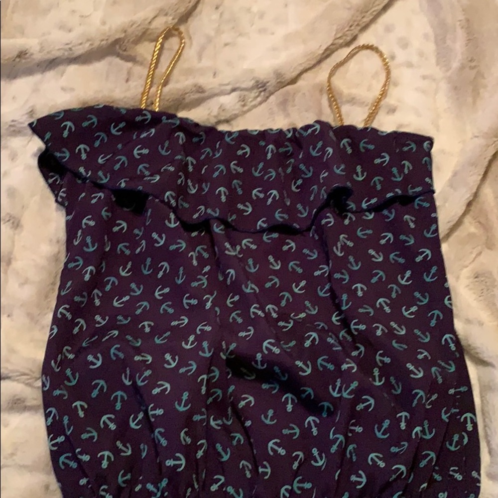 Sleeveless top